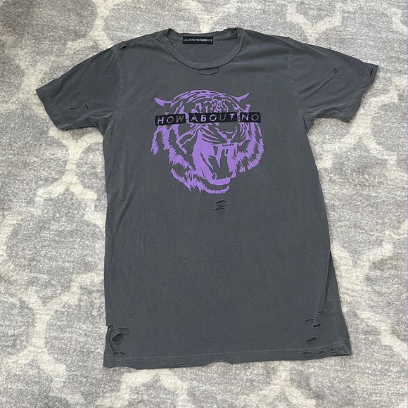 How About No distressed tee - Picture 1 of 5